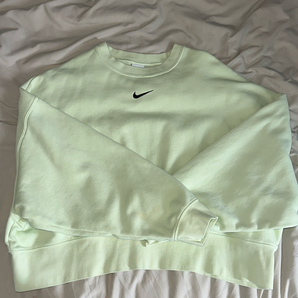NIKE CROPPED SWEATSHIRT 💚✅